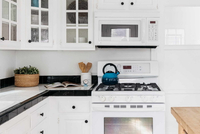 //jrrorwxhrpkoli5p.ldycdn.com/cloud/libpmkjolpsrjlnporrojp/are-slab-porcelain-tiles-suitable-for-kitchen-countertops.jpg
