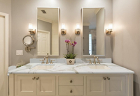 //jrrrorwxhrpkoli5p.ldycdn.com/cloud/lnbpmkjolpsrjlnpnnljjp/what-are-the-best-bathroomles-for-statuario-porcelain-slabs.jpgg